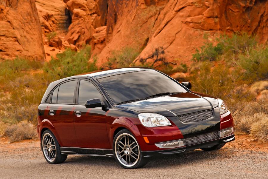  Kia Rio5 Concept 2009 года  (фото 4 из 8)
